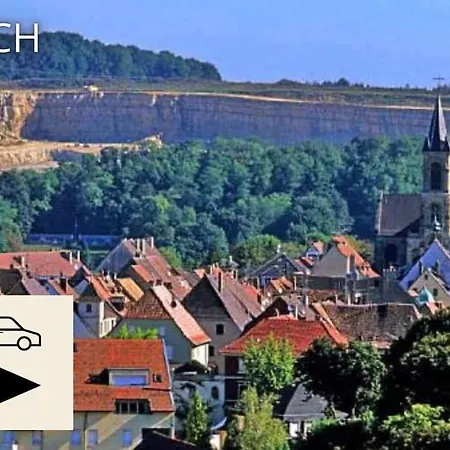 アパート La Chamane